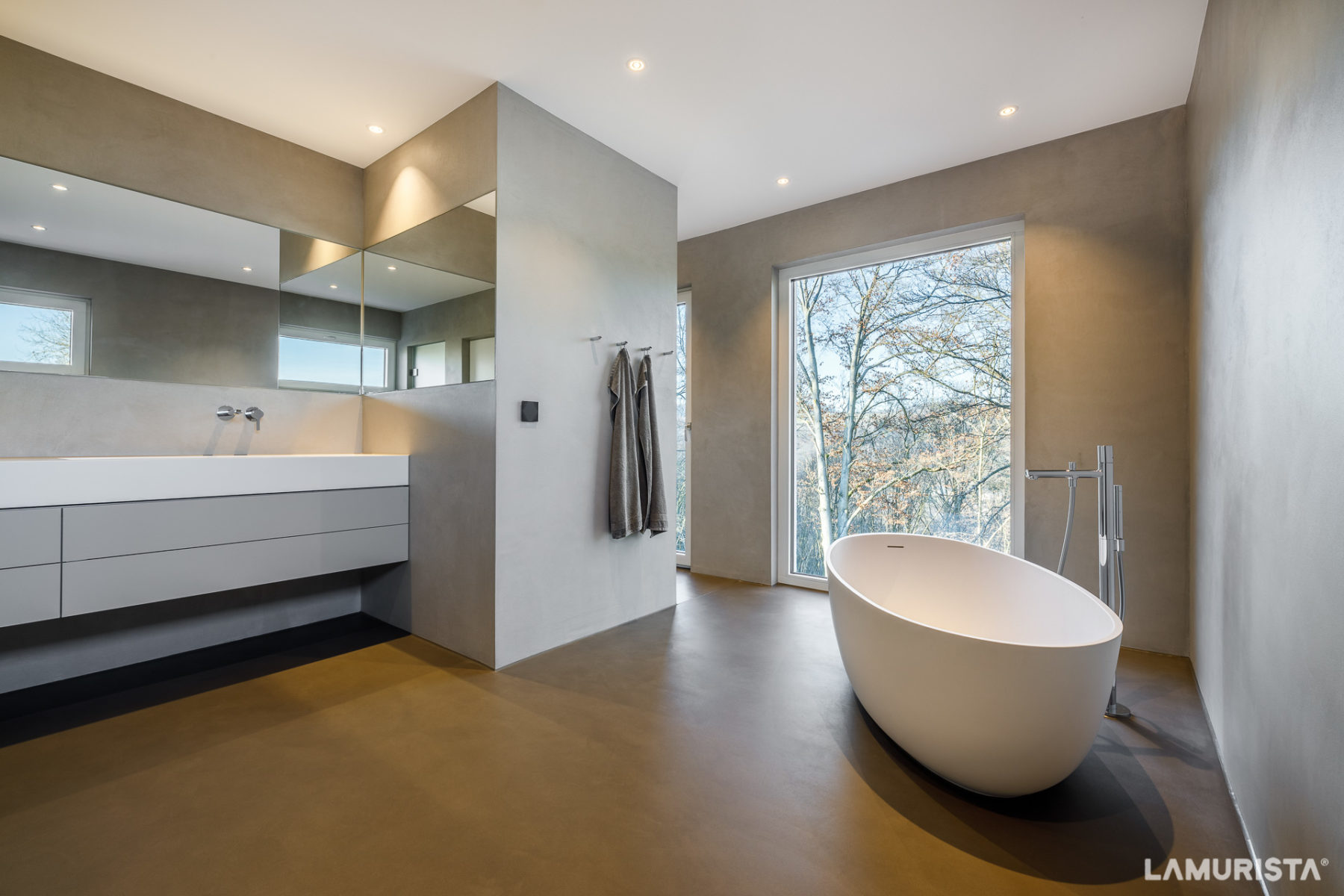 Fugenloses Badezimmer von Lamurista